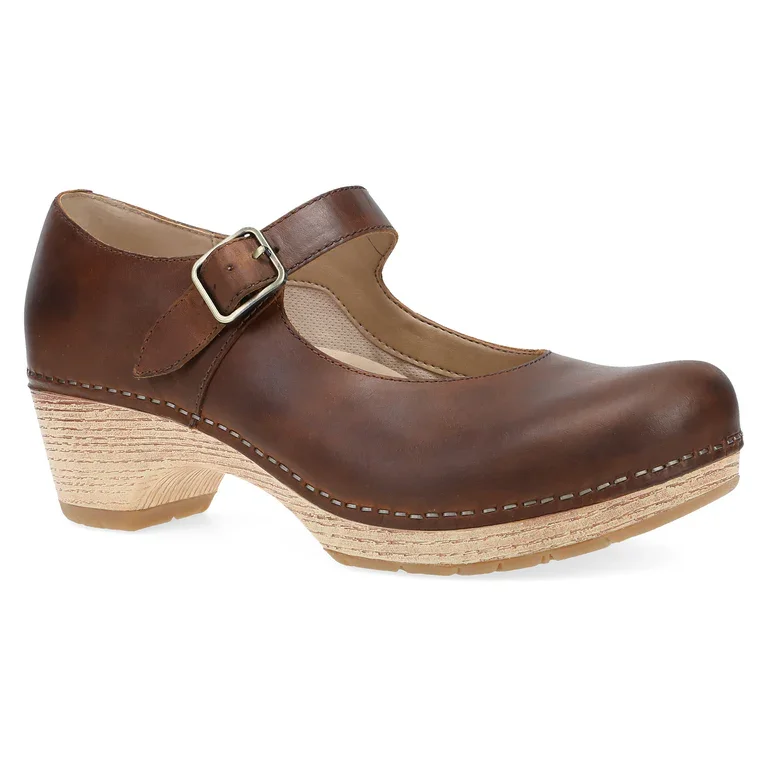 Lilah Mary Jane in Tan Performance Running Sneaker Look  