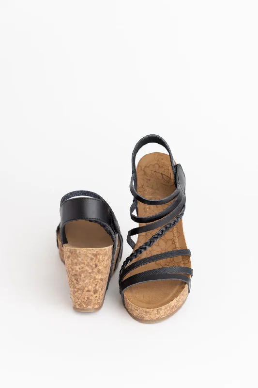 HEIDI-B 1 BLACK Skateboarding Sneaker Style  