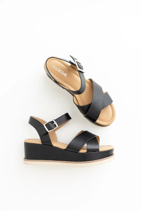Clever Black Ivy League - Inspired Derby Look 