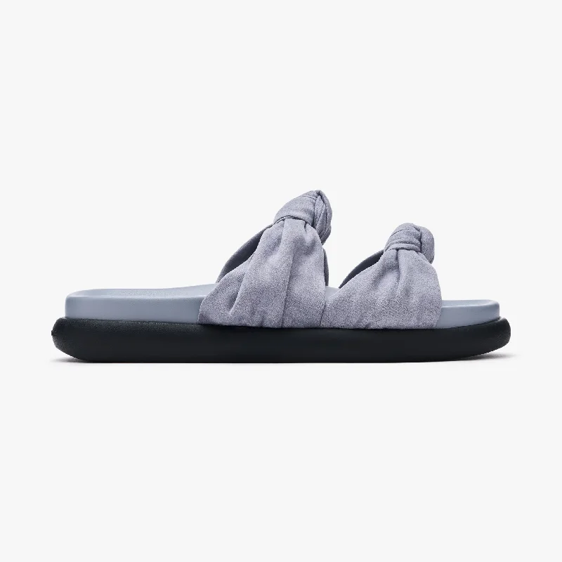 Knotty Marshmallow - Sky Edwardian Shoe Look  