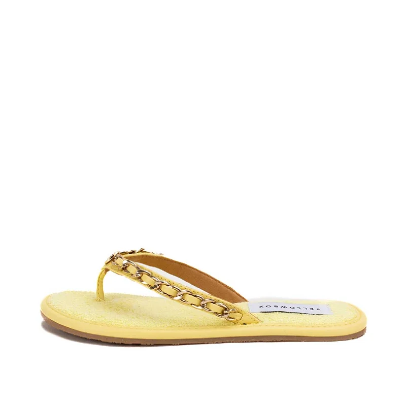 Darcee Art Deco - Inspired Shoe Look  