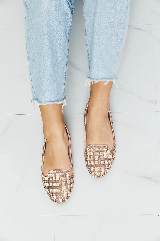 Rhinestone Round Toe Flats in Rose Gold Wingtip Oxford Design 