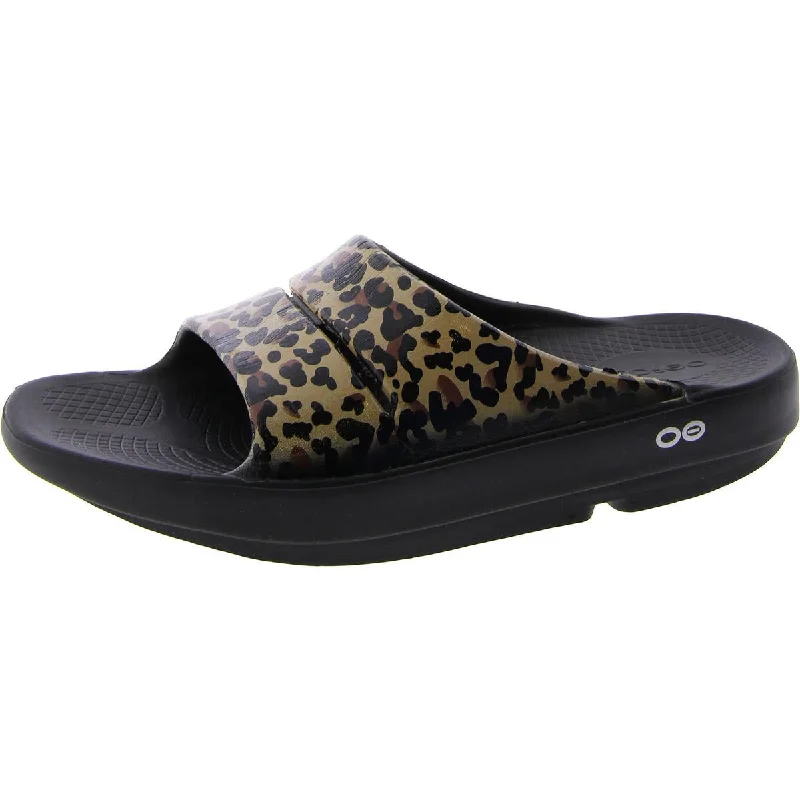 Crocs Womens Slip On Open Toe Flip-Flops Neon - Accent Sneaker Look  