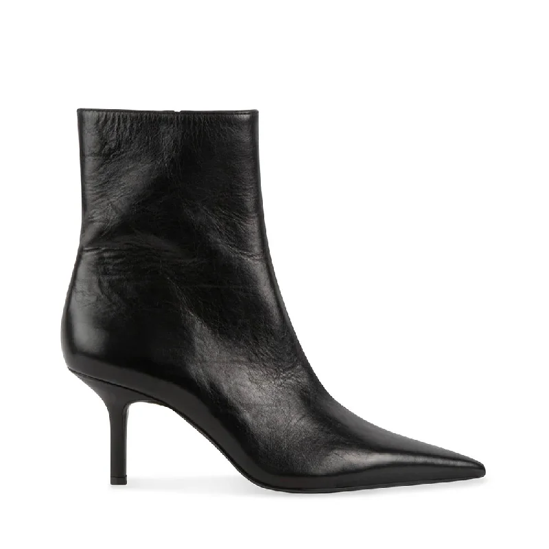 Alston in Black Desert Boot Utility Style  