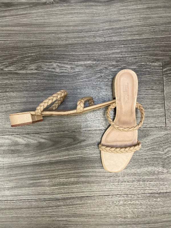 Beige Sandals Heels Block Cushionaire, Size 10 Two - Tone Shoe Design  