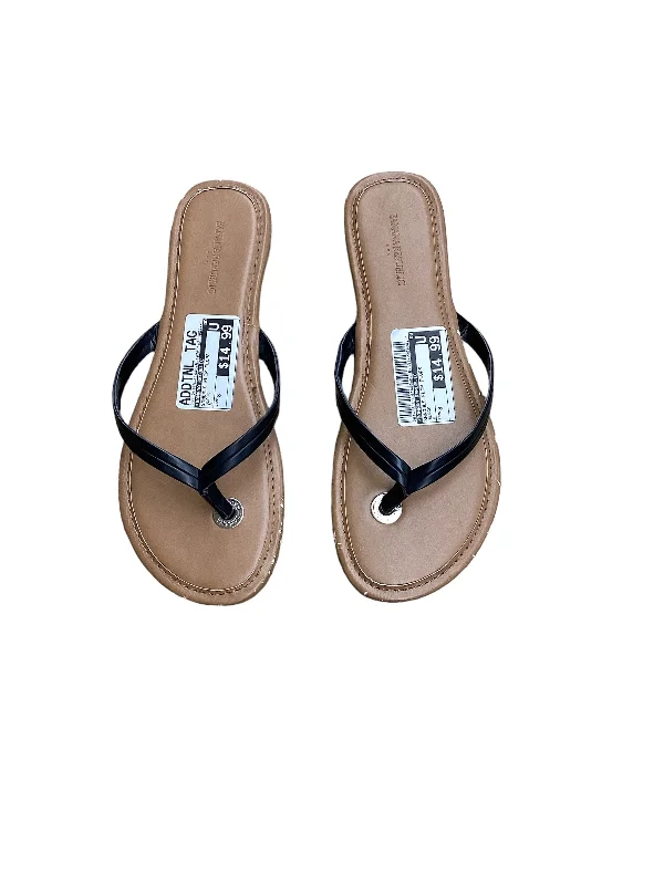 Black Sandals Flip Flops Banana Republic, Size 8 Buckle -