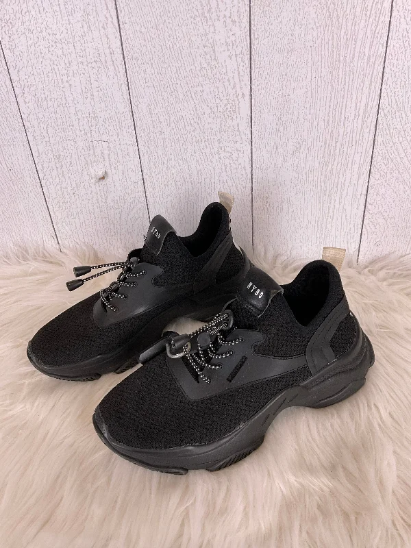 Black Shoes Sneakers Steve Madden, Size 8 Zip - Up Boot Style  