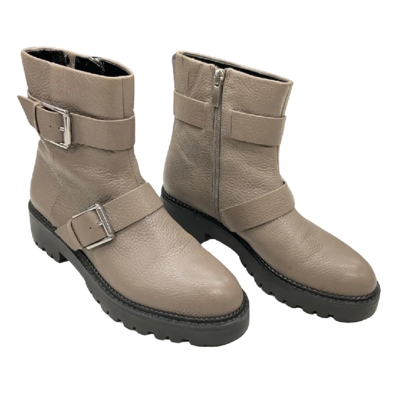Boots Ankle Flats By Nordstrom In Grey, Size: 7 Neon - Accent Sneaker Look  