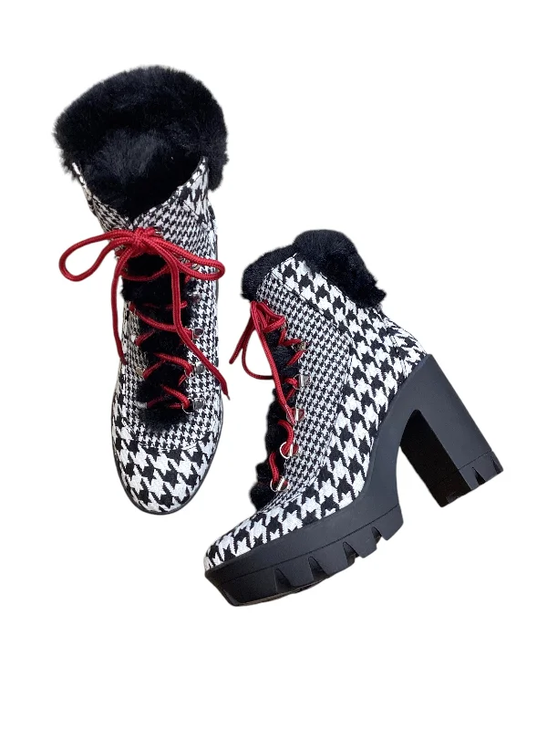 Boots Ankle Heels By Jessica Simpson In Black & White, Size: 8 Quick - Dry Hiking Shoe Style   