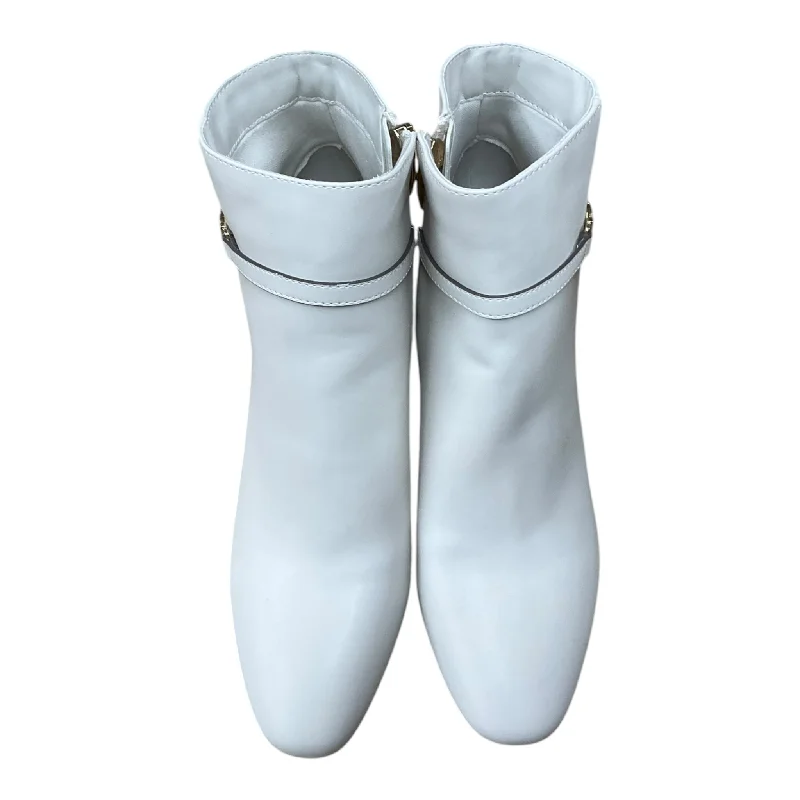 Boots Ankle Heels By Liz Claiborne In Ivory, Size: 8.5 Buckle -