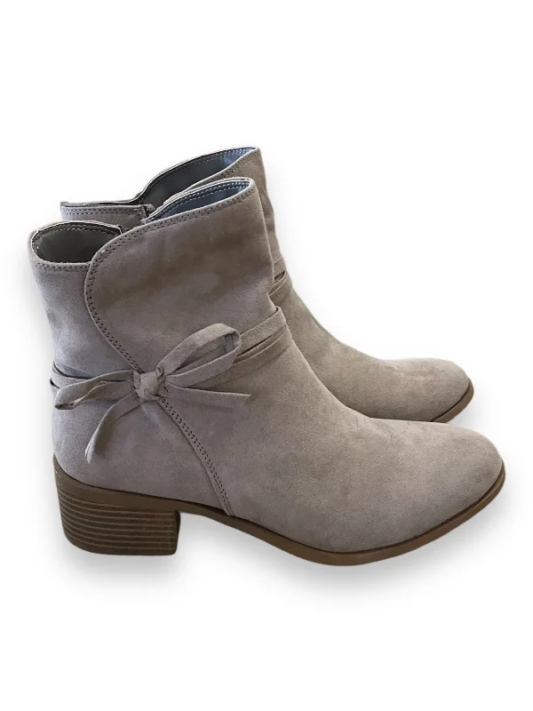 Boots Ankle Heels By Nine West In Brown, Size: 6 Combat - Inspired Military Boot Look  