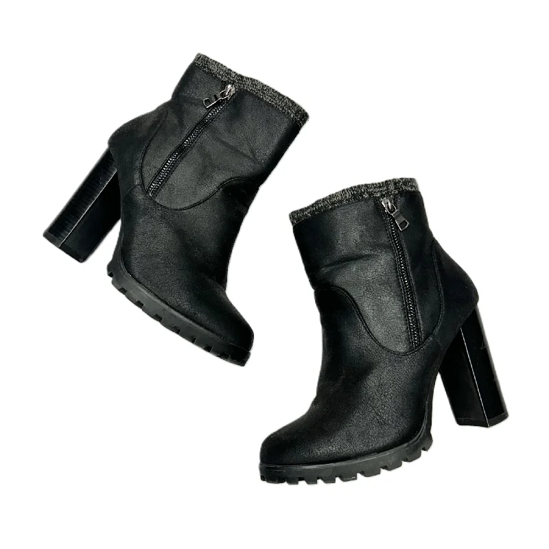 Boots Ankle Heels By Shoedazzle In Black, Size: 8 Casual Loafer Style          