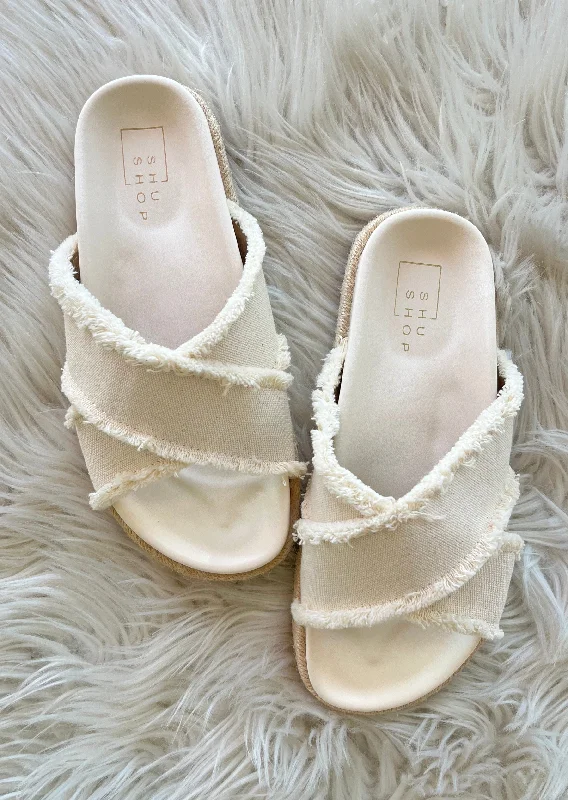 Courtney Sandal Ivy League - Inspired Derby Look 