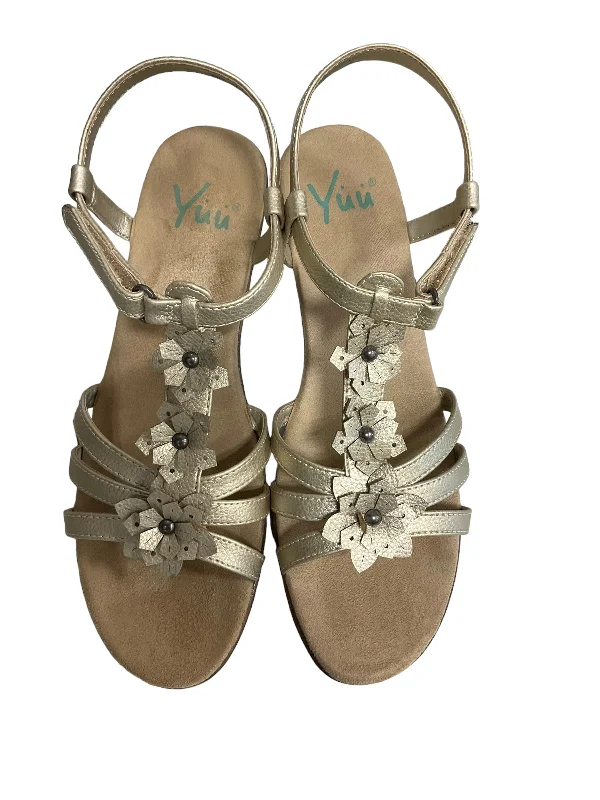 Gold Sandals Heels Wedge Yuu Collection, Size 10 Casual Loafer Style          