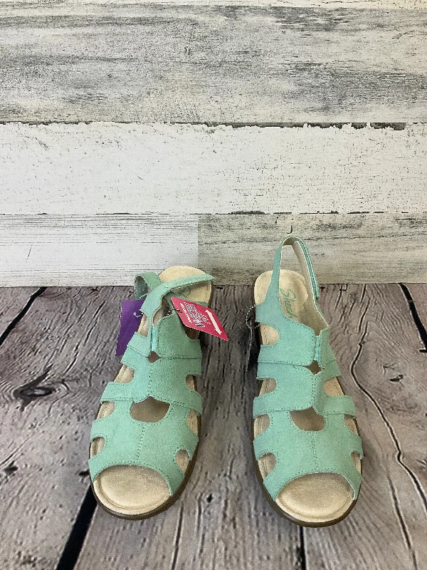 Green & Tan Sandals Heels Block Skechers, Size 8 Patchwork Shoe Aesthetic  