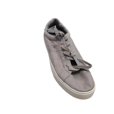Grey Shoes Sneakers Old Navy, Size 10 Skateboarding Sneaker Style  