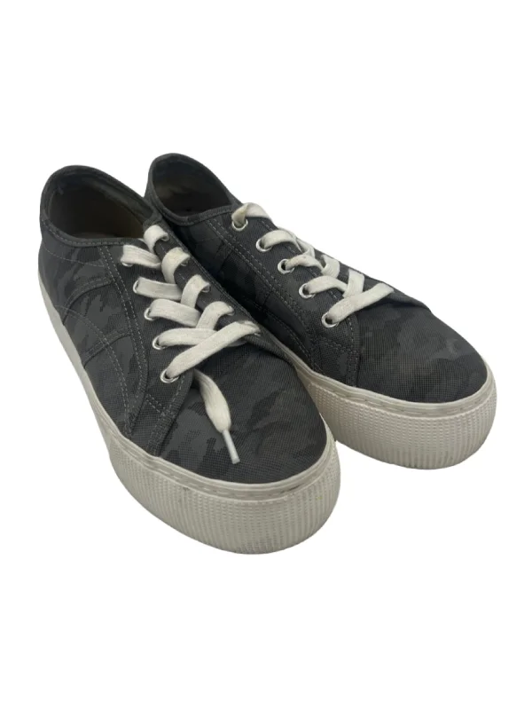Grey Shoes Sneakers Steve Madden, Size 8.5 Ivy League - Inspired Derby Look 