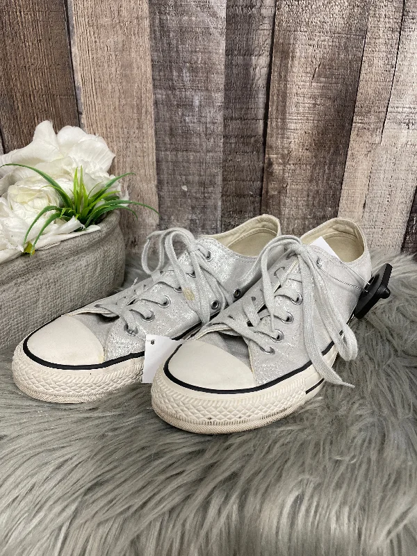 Grey & White Shoes Sneakers Converse, Size 9 Sustainable Shoe Design  