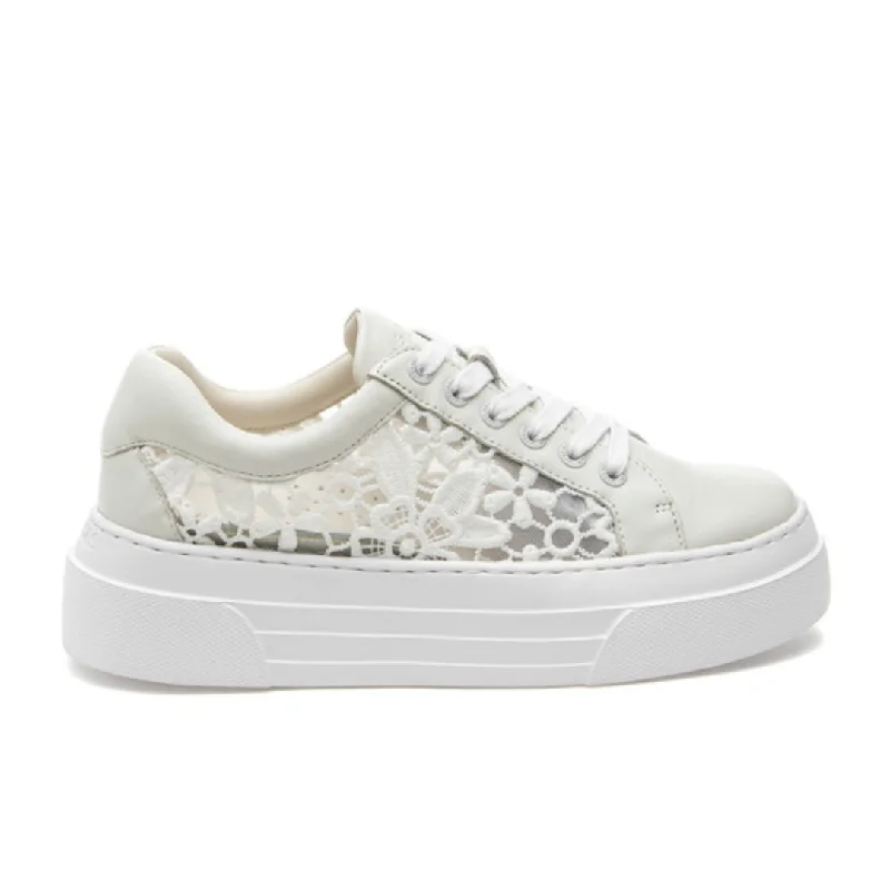 Analee Checkered Shoe Pattern Look  