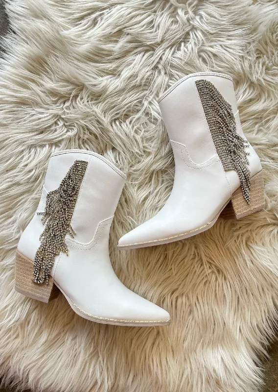 Layla Boot Loose - Fit Slipper Style  