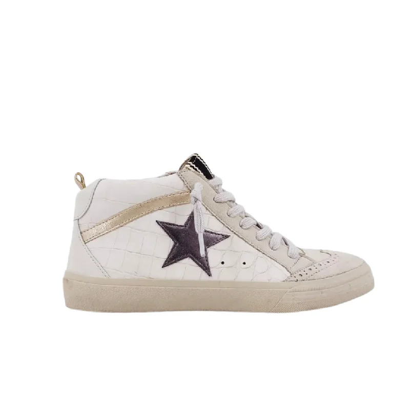 Paulina Skateboarding Sneaker Style  