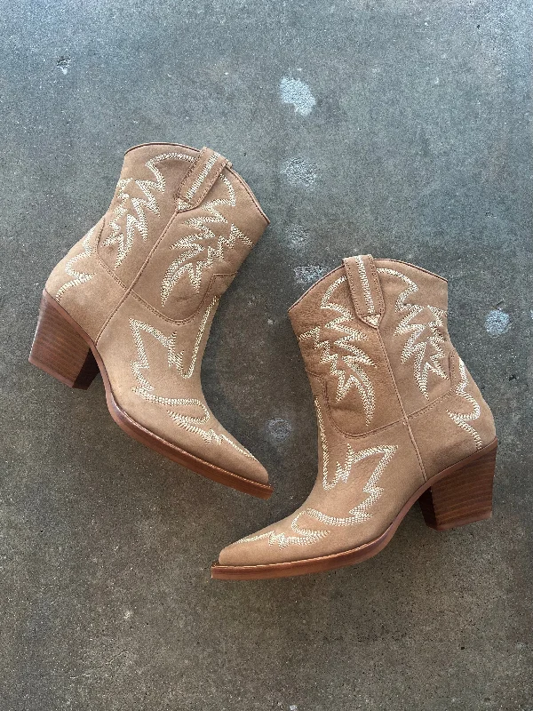 Runa Boot Open - Lacing Derby Look  