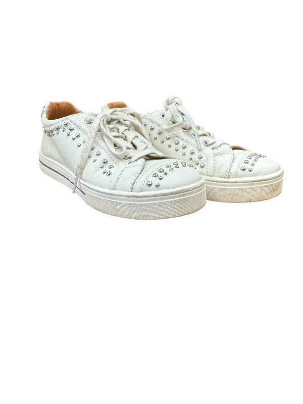Shoes Sneakers By Brighton In Cream, Size: 6 Ivy League - Inspired Derby Look 