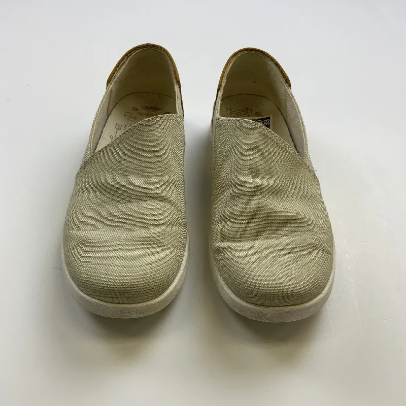 Shoes Sneakers By Chacos In Tan, Size: 9 Neon - Accent Sneaker Look  