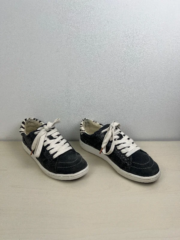 Shoes Sneakers By Dolce Vita In Grey, Size: 6 Strap - Up Sandal Resort Style  