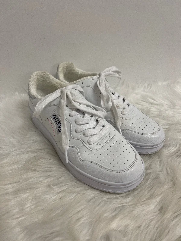 Shoes Sneakers By Guess In White, Size: 10 Retro Plimsoll Style  