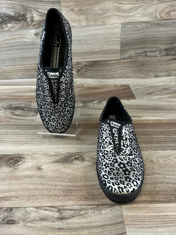 Shoes Sneakers By Keds In Black & Silver, Size: 9 Desert Boot Utility Style  