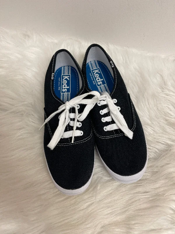 Shoes Sneakers By Keds In Black, Size: 7 Retro Basketball Sneaker Design  