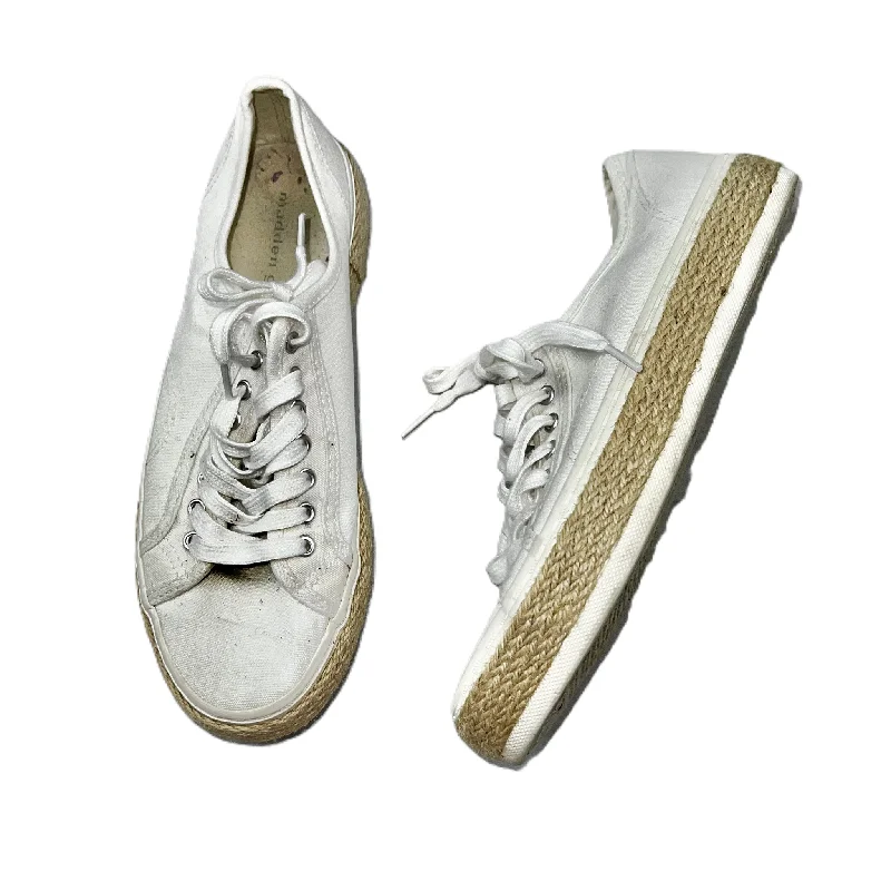 Shoes Sneakers By Madden Girl In White, Size: 8.5 Wingtip Oxford Design 
