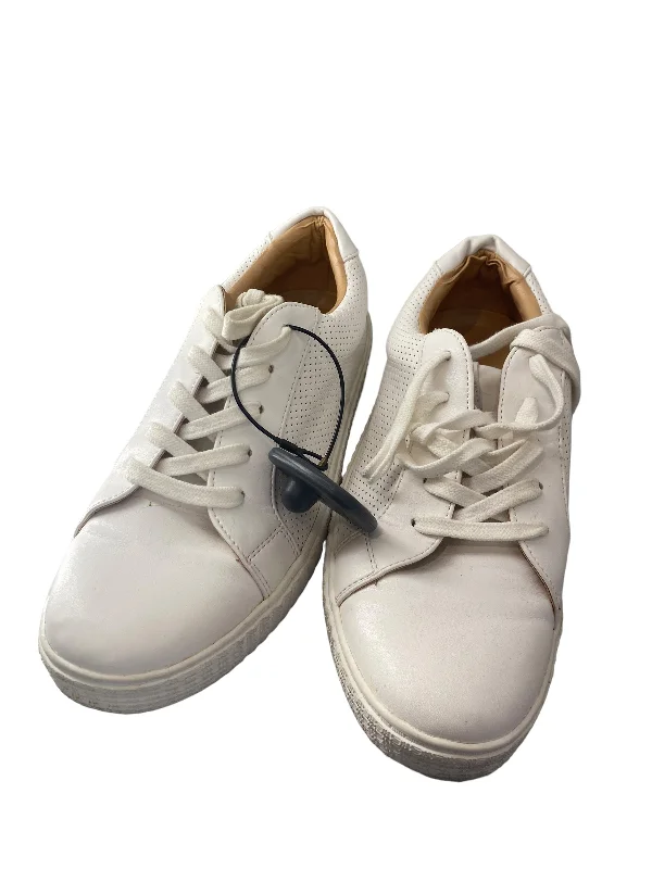 Shoes Sneakers By Steve Madden In White, Size: 9.5 Open - Lacing Derby Look  