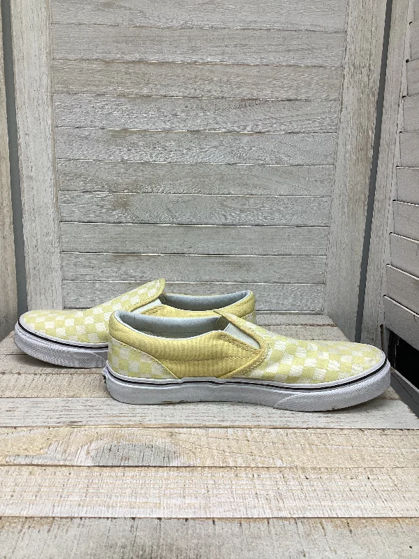 Shoes Sneakers By Vans In Yellow, Size: 5.5 Suede Desert Boot 
