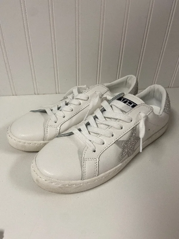 Shoes Sneakers By Vintage Havana In White, Size: 8 Slide Sandal Beach Style  