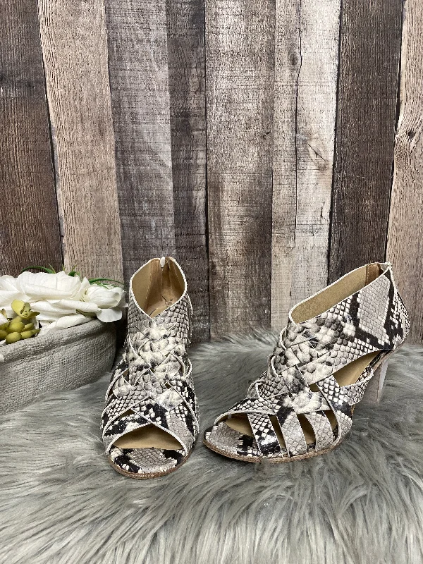 Snakeskin Print Sandals Heels Block Vince Camuto, Size 9 Comfortable Derby Style  