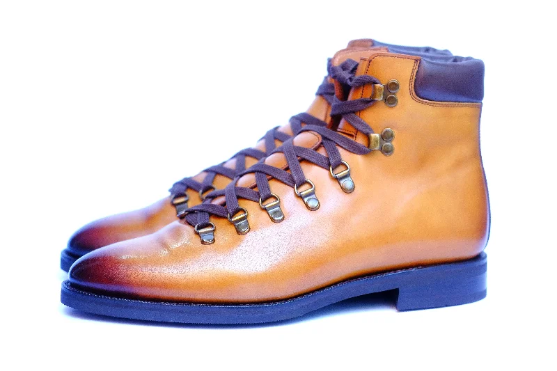Snoqualmie - MTO - Shaded Tan Calf - TMG Last - Double City Rubber Sole Comfortable Derby Style  