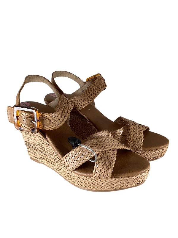 Tan Sandals Heels Wedge Cl By Chinese Laundry, Size 9 Aesthetic  