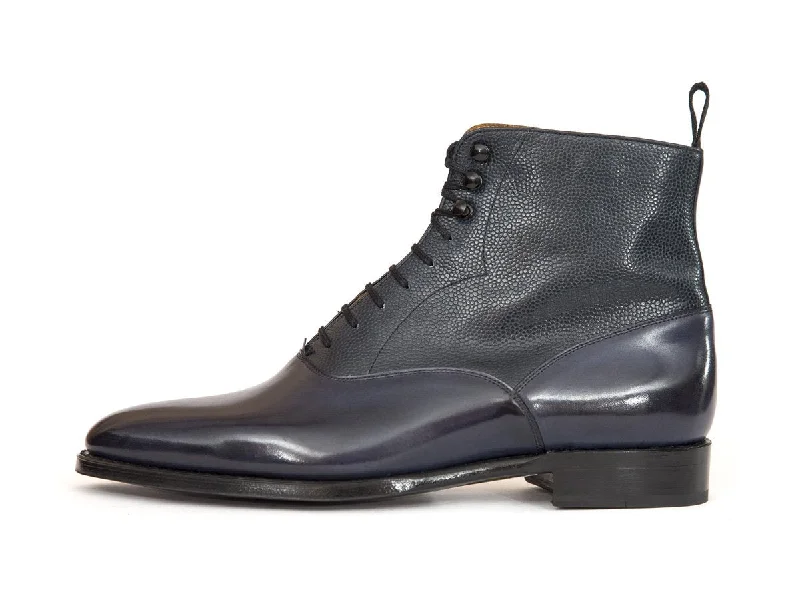 Wedgwood - MTO - Shaded Navy Calf / Navy Pin Grain - TMG Last - Single Leather Sole Two - Tone Shoe Design Wedgwood - MTO - Shaded Navy Calf / Navy Pin Grain - TMG Last - Single Leather Sole Two - Tone Shoe Design