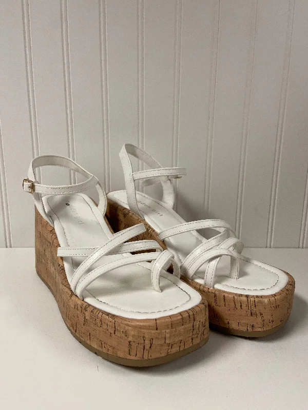 White Sandals Heels Wedge Madden Girl, Size 9 Buckle -