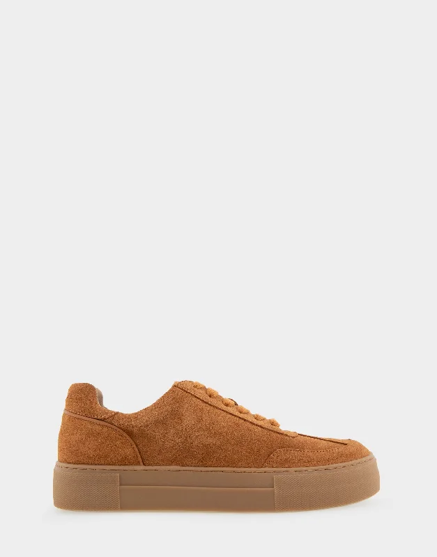 Bramston Skateboarding Sneaker Style  
