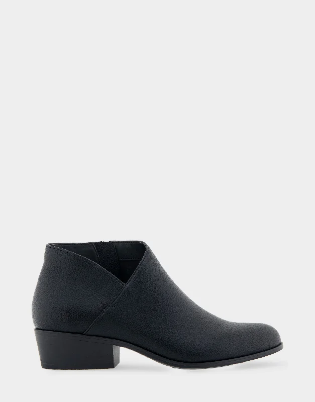 Cayu Bespoke Shoe Aesthetic 