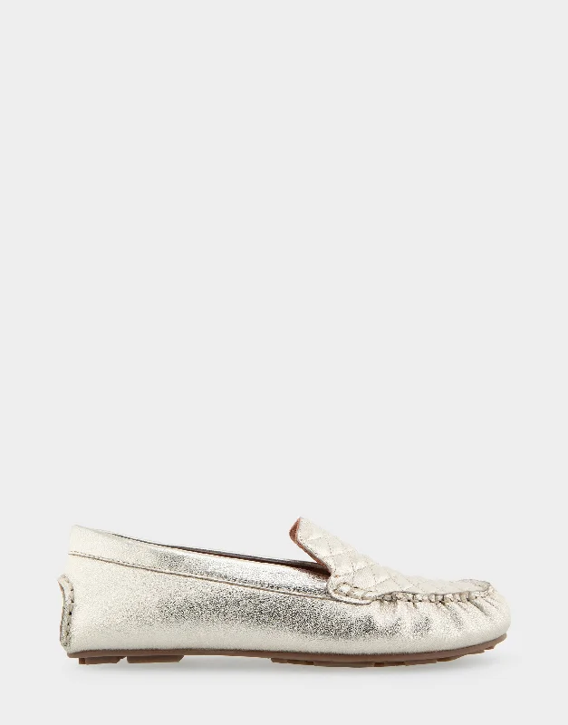 Chelsy Skateboarding Sneaker Style  