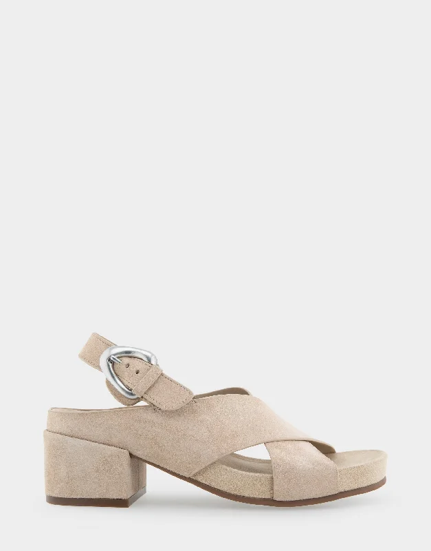 Chrystie Open - Lacing Derby Look  