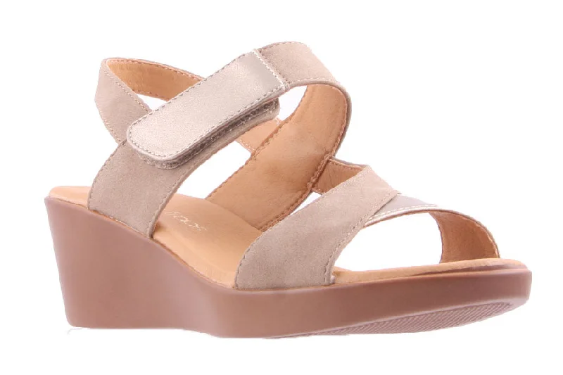 KENDRA TAUPE Elastic - Sided Chelsea Look  
