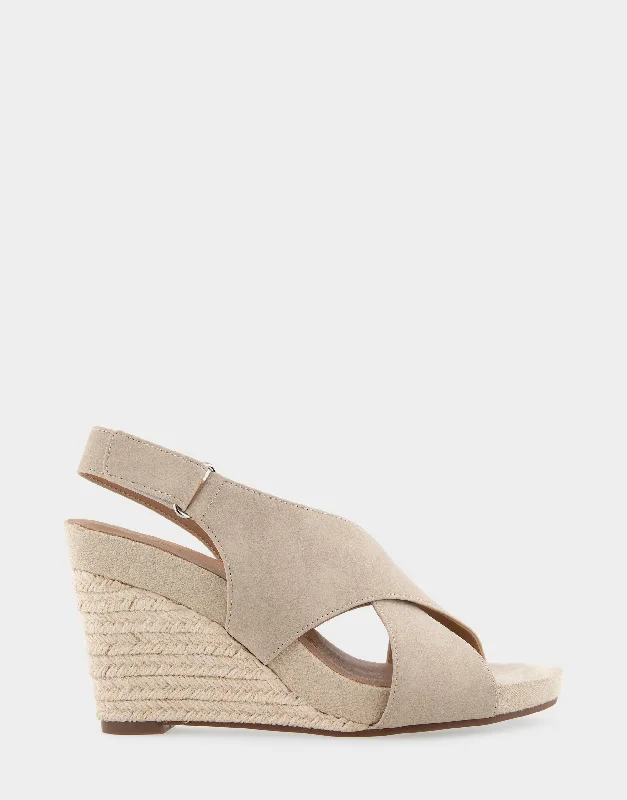Payton Smart - Shoe Functionality Style  