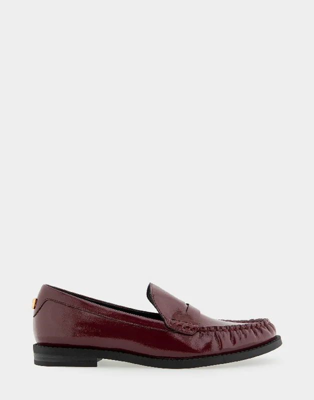 Sienna Hip - Hop Sneaker Style  