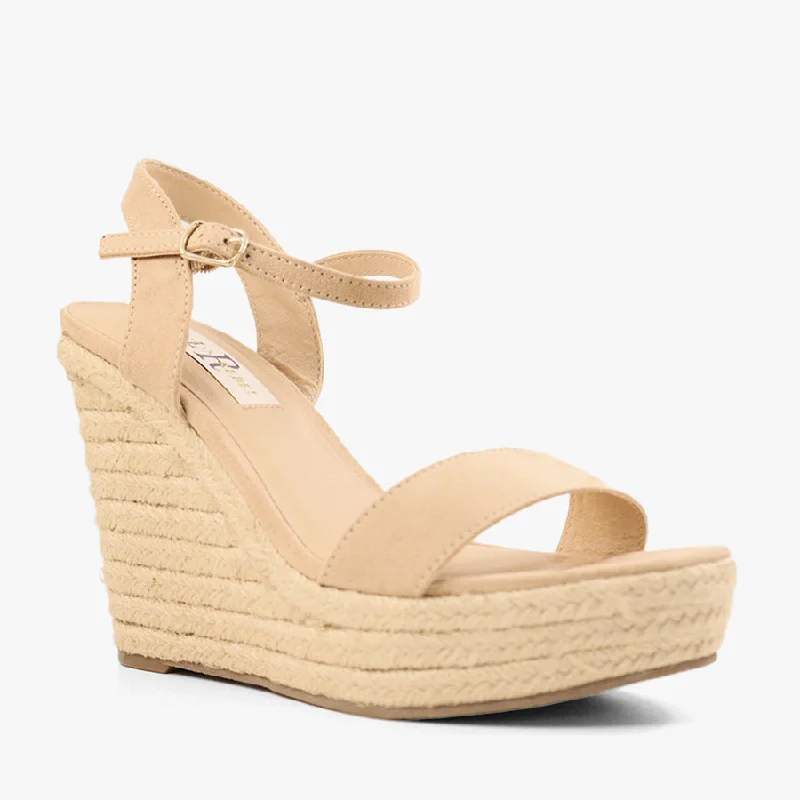 VAMOS NUDE SUEDE Striped Shoe Style  